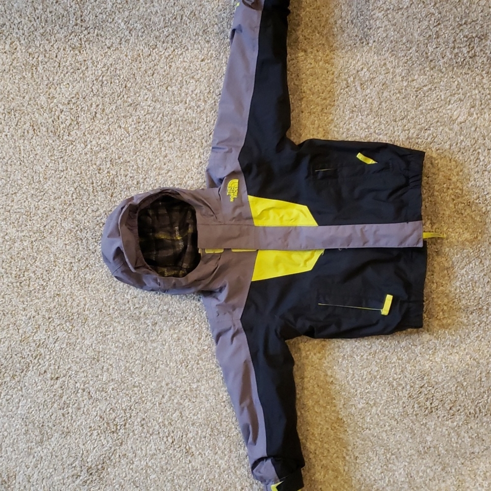 Toddler boy North Face 3T 3-in-1 winter coat